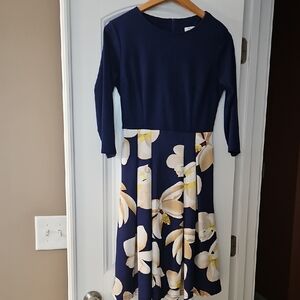 Elegant Navy Floral Women's Dress - Like New